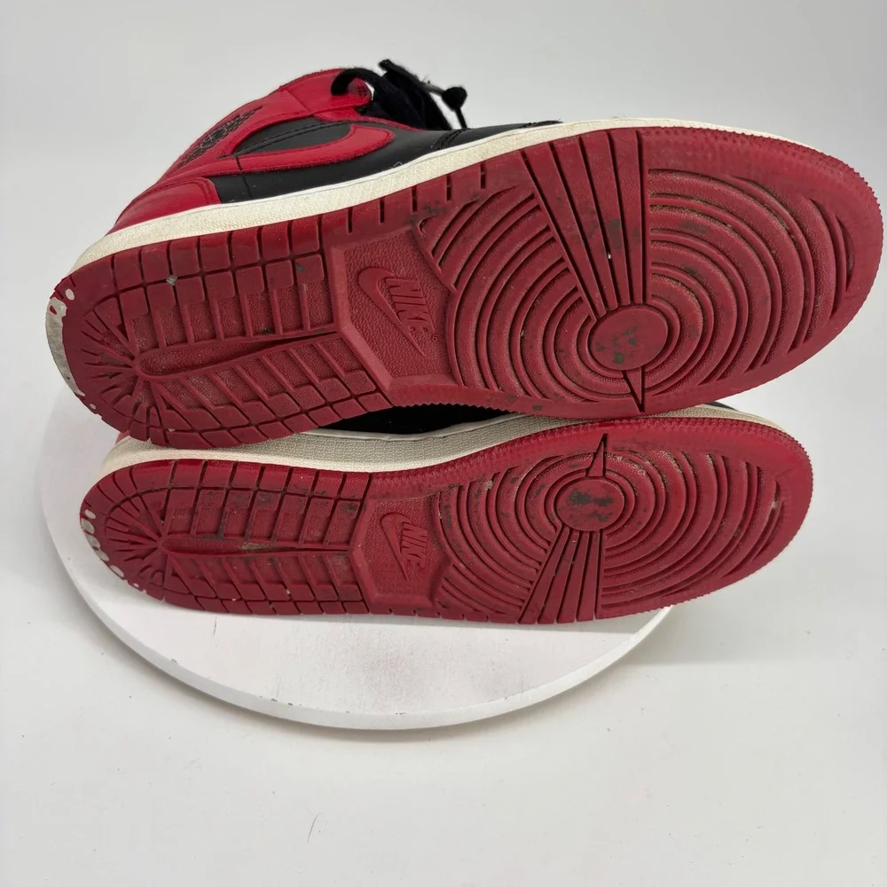 Jordan 1 Mid Sneakers Kids 4.5Y Black Red Banned 554725-074 Leather High Top
